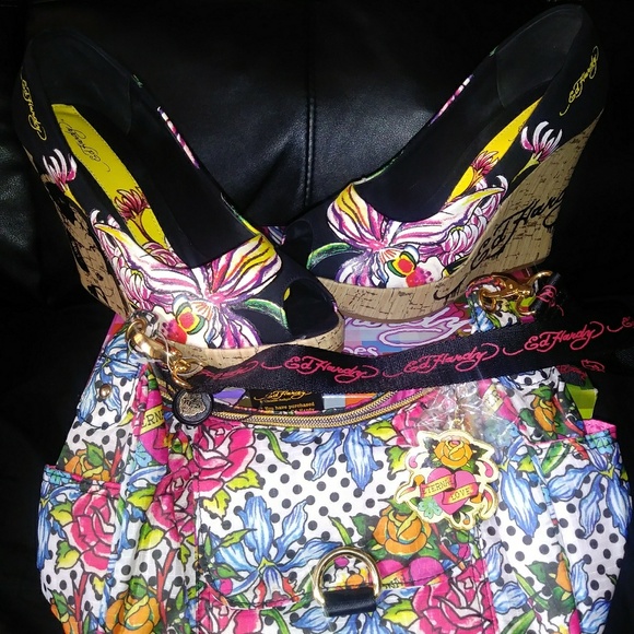 Ed Hardy Casablanca wedges and 👛 purse - Picture 3 of 8
